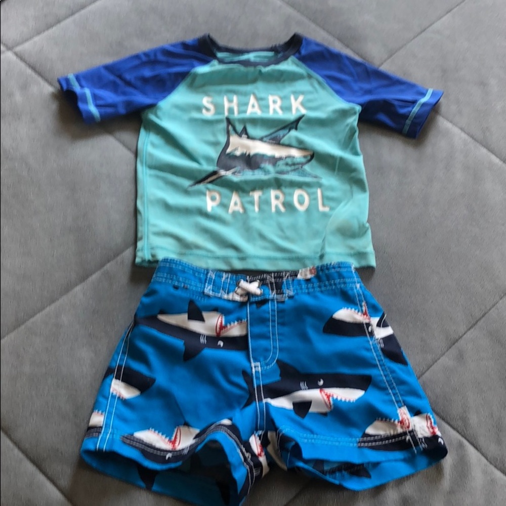 Swim shirt and swim trunks